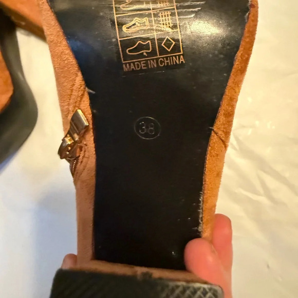 Unbranded Tan Booties Size 7.5 (38) - Picture 6 of 7